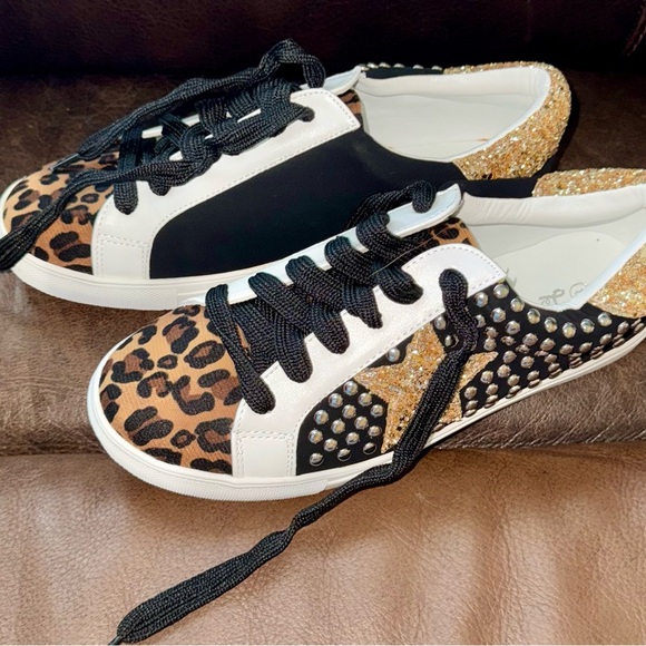 Leopard and Gold Glitter Women's Sneakers - Picture 1 of 2